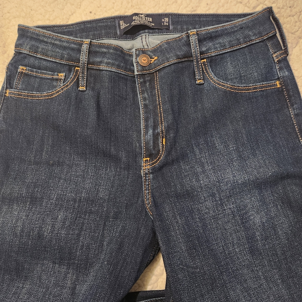 Hollister Women's Dark Blue High Rise Jeans